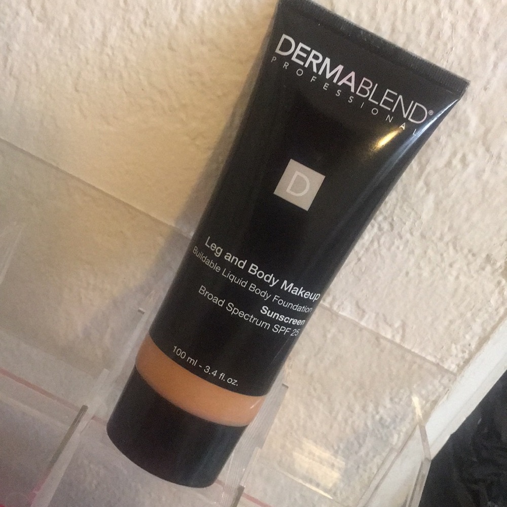 DERMABLEND Leg and Body Makeup- Medium Bronze